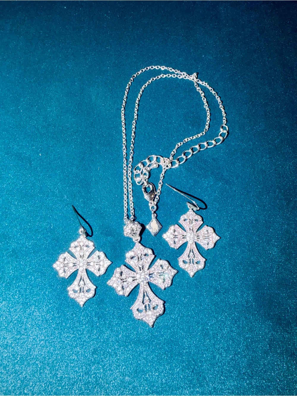 Vintage Montana Silversmiths Silver Cross Necklace and Earrings Set